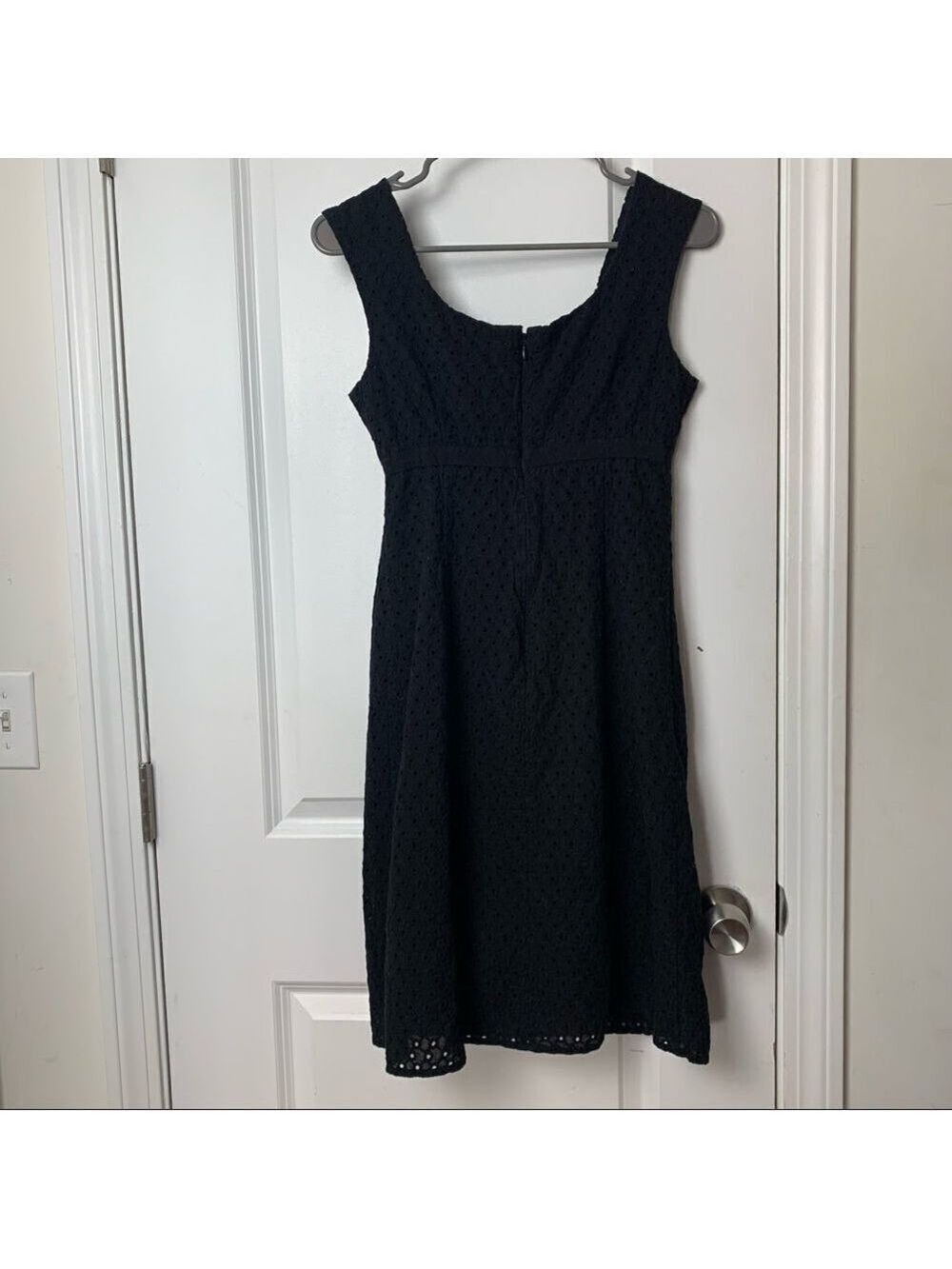 Ann Taylor Black size 4 dress with texture and ribbon - Picture 5 of 6